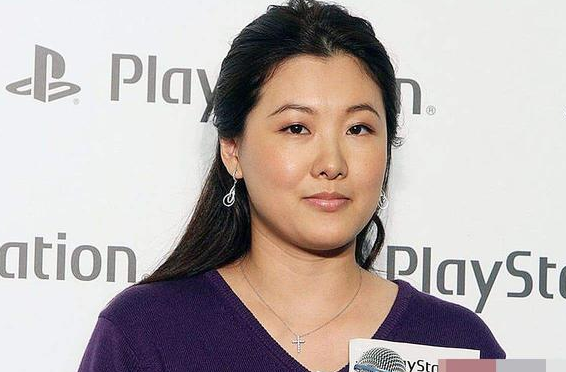 水女王伏明霞退役再发育,丈夫近70岁,想为70岁老公拼四胎