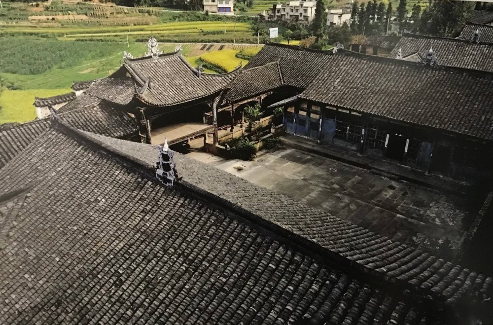 重庆一座神秘古建筑群,12年建成却不设大门,留给世人4