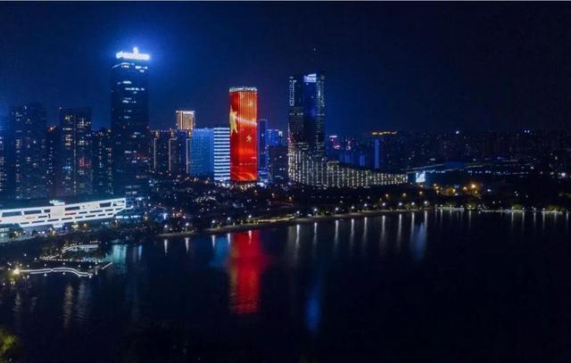 皖南与皖北人口_安徽皖南皖北皖中地图(2)