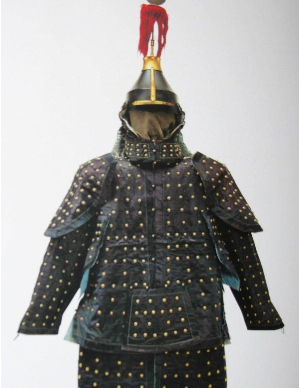 彪悍的清朝军队,为何放弃了金属铠甲,使用了看似非常简陋的棉甲