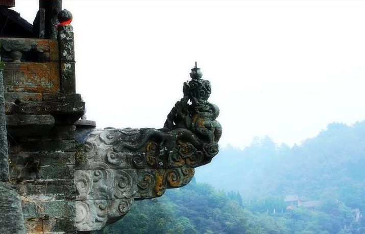 武当山:"夺命"香炉,百年因此殉命者无数,现如今已加上
