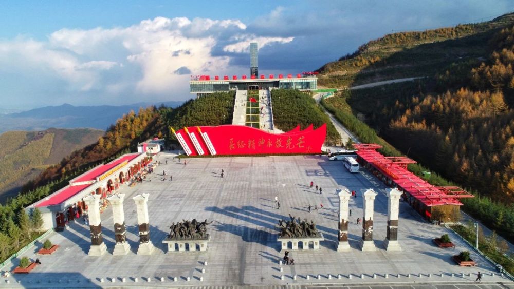 六盘山旅游:小长假即临,景区优惠,山花免费!