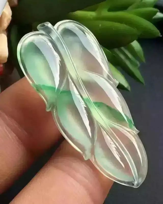 翡翠里的"金丝,不是真金胜似真金!