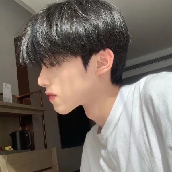 真人男生头像