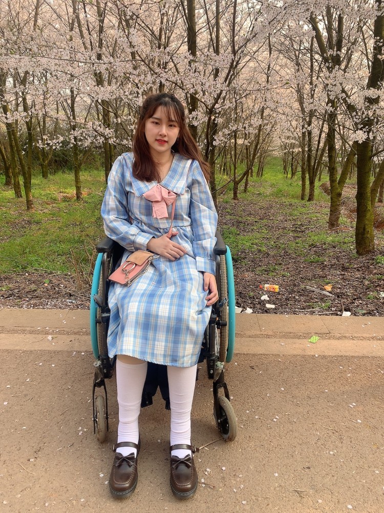 3次icu5次手术气管切开植皮头颅外固定支架死里逃生