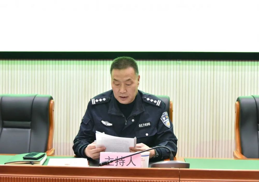 为不断深化全局党纪党规学习教育,持续提升全警政治素养和理论水平