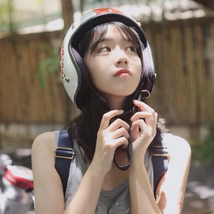 单纯干净的女生头像/适合单身的女孩子用