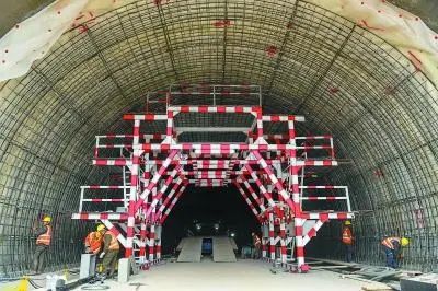 中国最长高速公路隧道开建,超秦岭终南山隧道