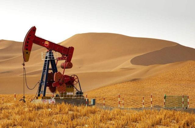 沙漠内发现35亿吨石油,为何没人敢开采?35亿吨够中国能用几年?