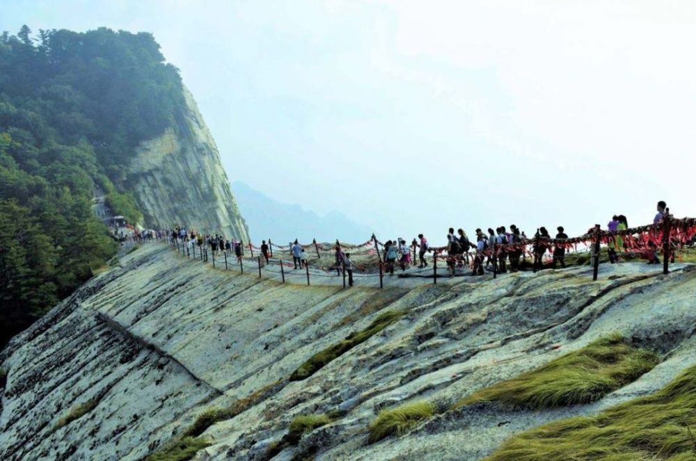 千尺幢,百尺峡和老君犁沟:华山三大险