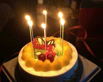 自己过生日怎么写说说 自己生日发朋友圈的祝福