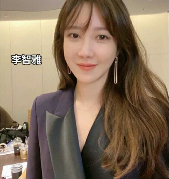 顶楼李智雅‖第一季和第二季的图片
