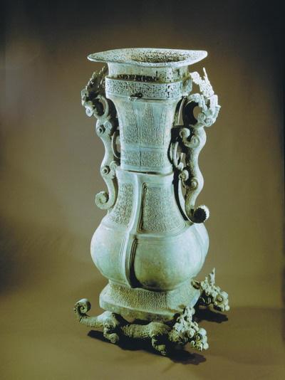 河南挖出青铜器,距今2000多年,却因一个字,揭开夏商灭亡的原因