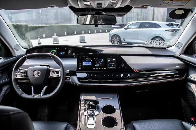 15.39万起的大五座suv,轴距超汉兰达,长安uni-k正式上市