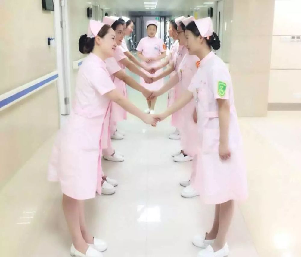 护士的行为规范和礼仪