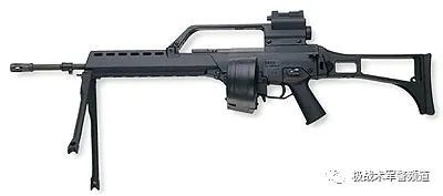 (mg36是g36的班用自动武器(squad automatic weapon)变种,属于轻机枪.
