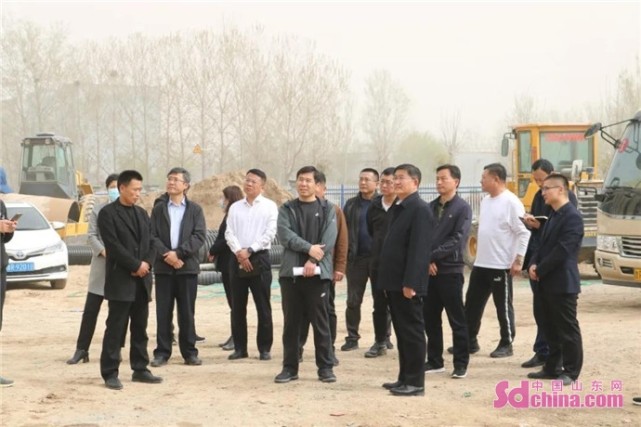 牡丹区委常委,区委办公室主任赵效存,区委常委,常务副区长张哲帅,区