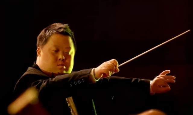 还记得"天才指挥家"舟舟吗?光环褪去后,他的现状如何?