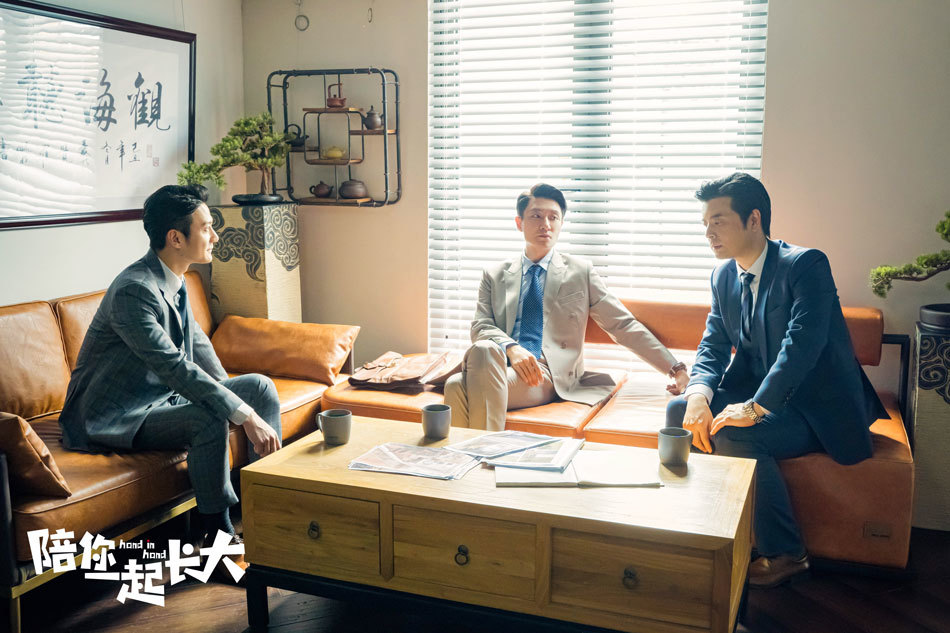 《陪你一起长大》中饰演"霸道父亲",李宗翰"谐星之魂"