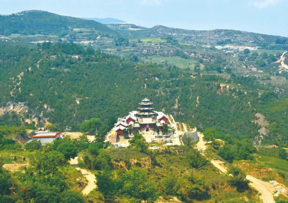 汾西有座九龙山,山上有座青龙寺