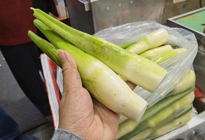 春味正当时 茭白春笋韭黄等春季食材正在深圳海吉星大量上市