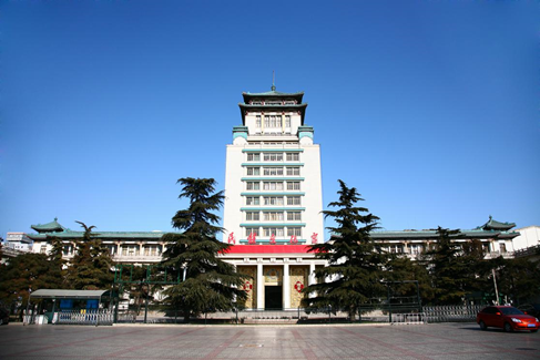 吴冠中,朱法鹏艺术特展即将在北京民族文化宫举行-腾讯新闻