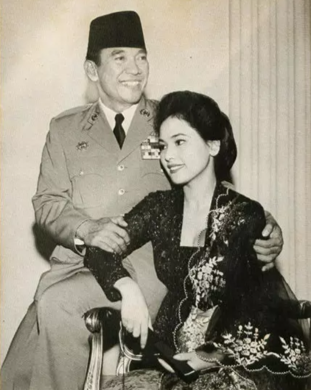 印尼总统苏加诺:出访外国开口就要找女人,晚年被日本艺伎伤透心_腾讯