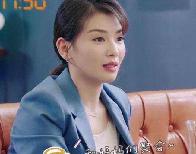 刘涛《陪你一起长大》开播,当妈妈的一天太忙了