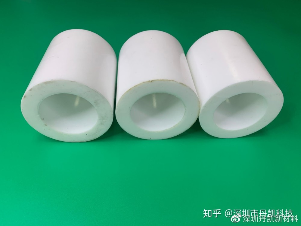 铁氟龙和特氟龙一样吗铁氟龙ptfe有毒吗