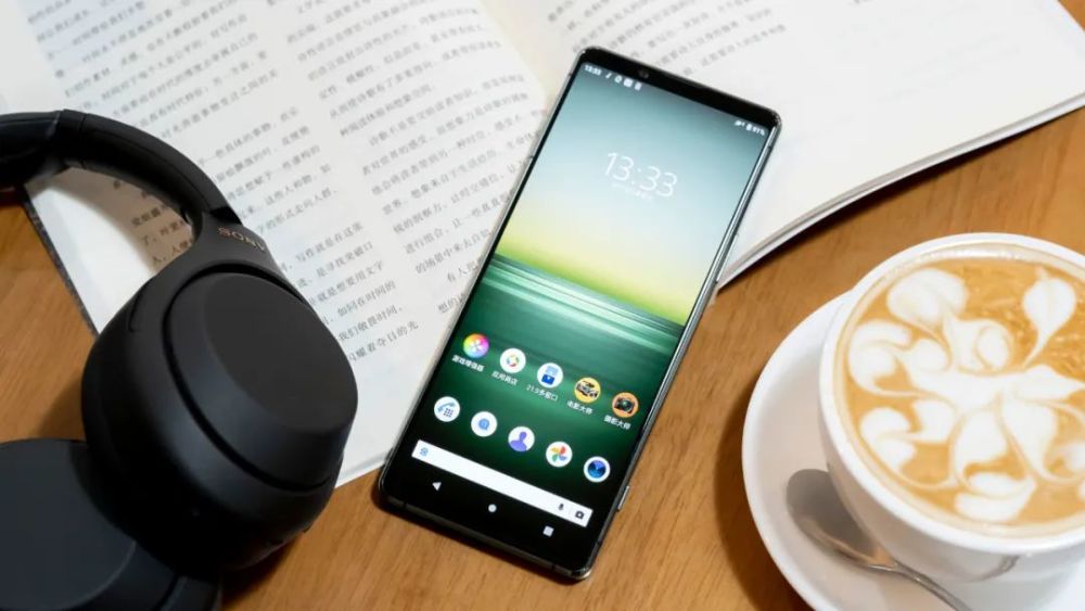 都2021年了,资深影音发烧友为何最终选择了索尼xperia 1 ii