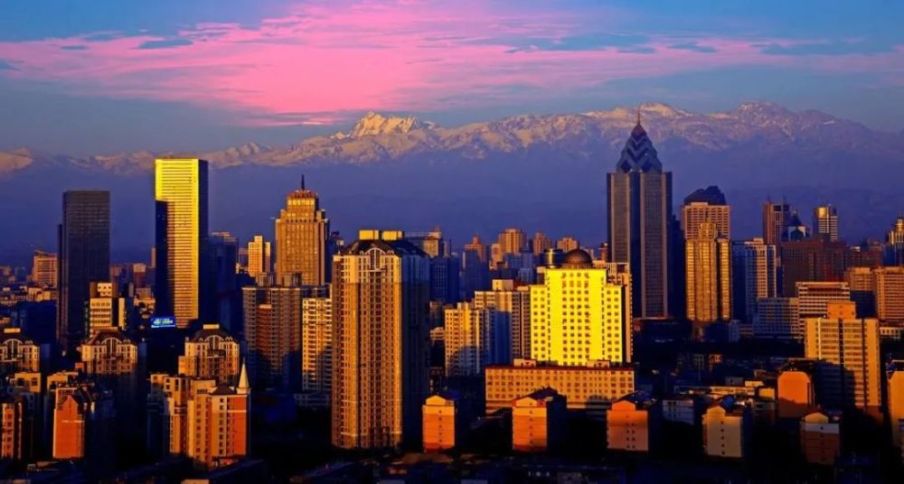2020年乌鲁木齐市经济总量_乌鲁木齐市地图