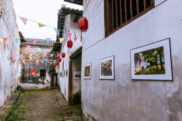 广东"韶关"又火了,湖心坝百年客家群楼!很多本地人都没发现