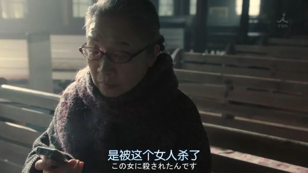 他深知,平庸的自己,配不上家族的荣光…所以他选择将错就错,在音乐里