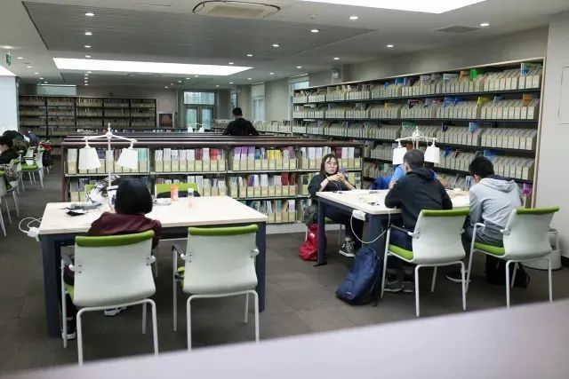请问,你有欣赏过夜晚的防灾科技学院吗?