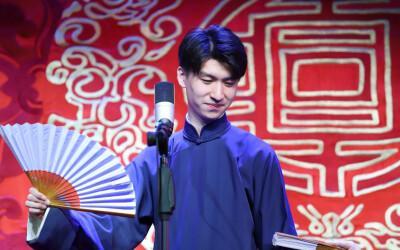 hm辱华波及整个娱乐圈!德云社高筱贝反应强烈,被夸教育有方