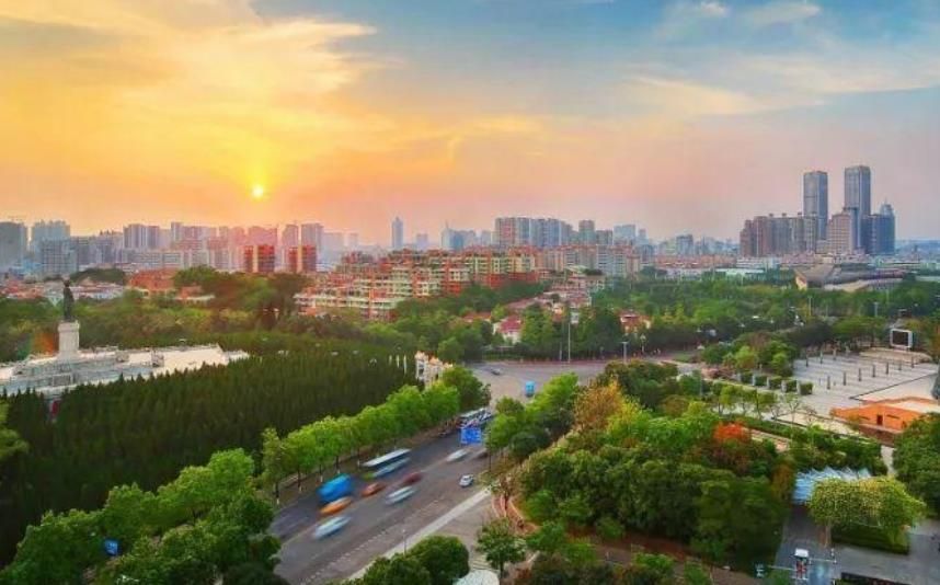 2020年中山GDP江门_2020年江门丰乐小学(3)