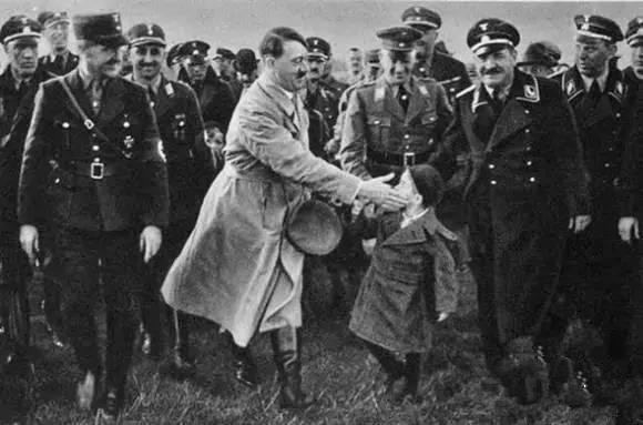 10张希特勒老照片!