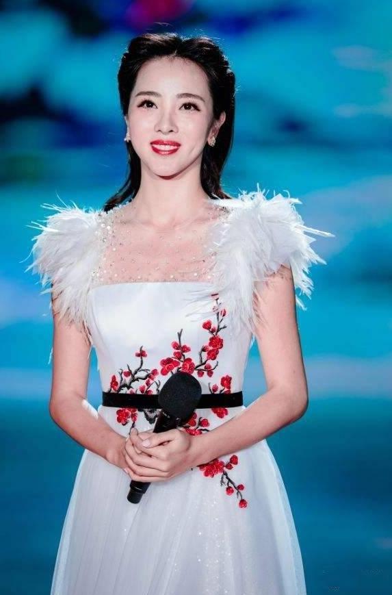 大家喜欢李思思?