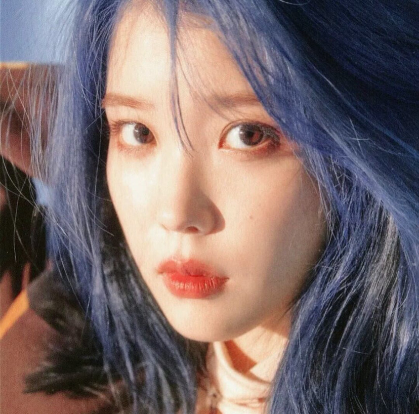 李知恩 iu头像合集 这女人笑起来我真挡不住