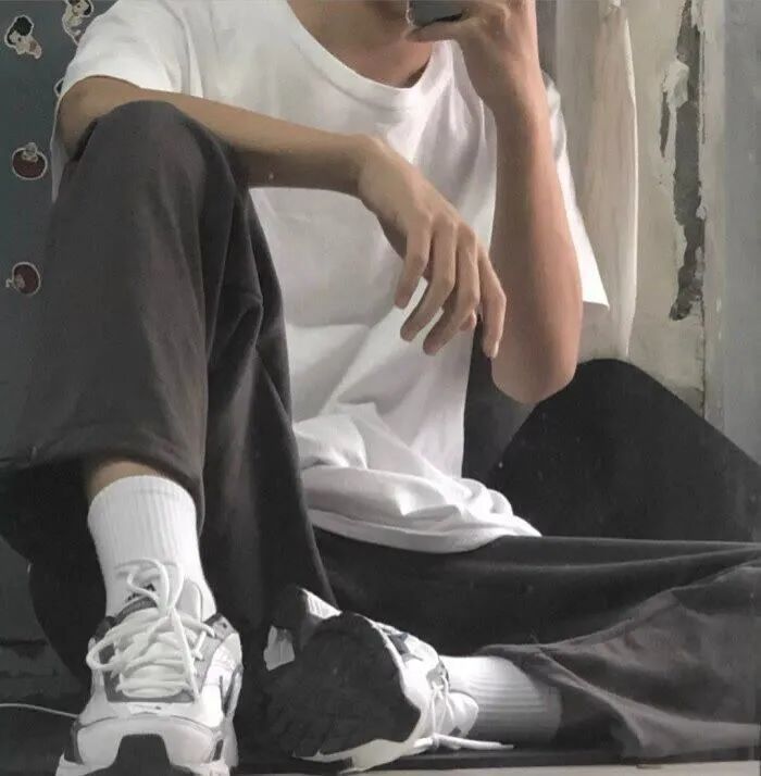 头像招女孩子喜欢的男生头像