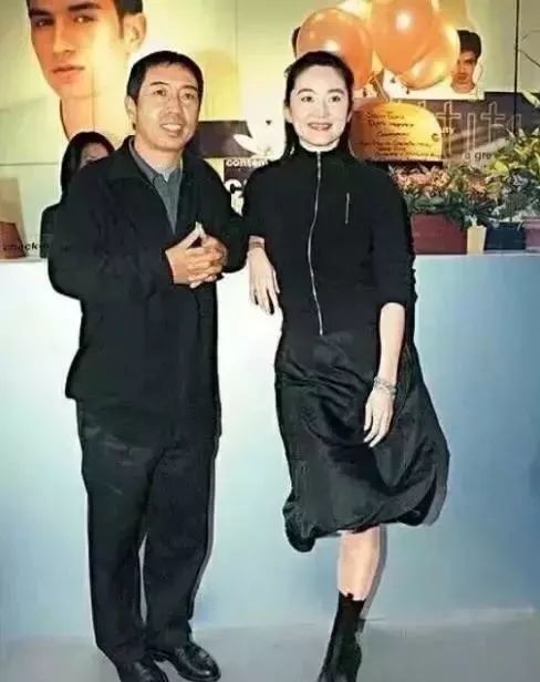 林青霞首谈婚后生活自曝婚后要看老公脸色娶她并非她漂亮有名