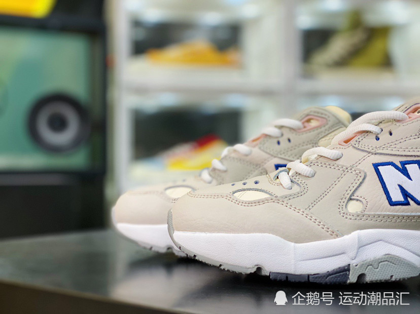 新百伦 经典狼灰限量版3m反光