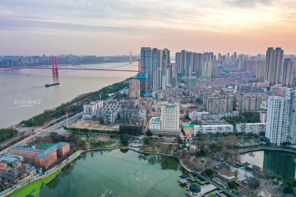 武汉常住人口2019_武汉人口分布图(3)