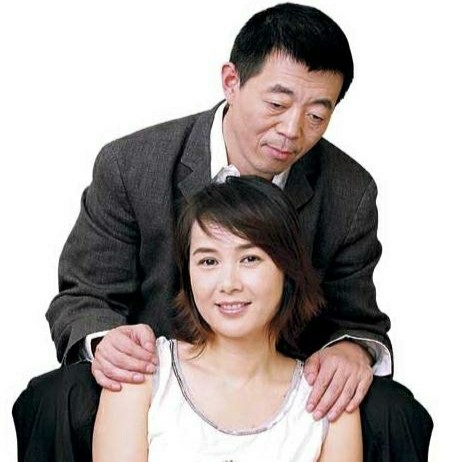 蒋雯丽为何嫁给年长九岁的顾长卫?明星的婚姻真的别有所图吗_腾讯新闻