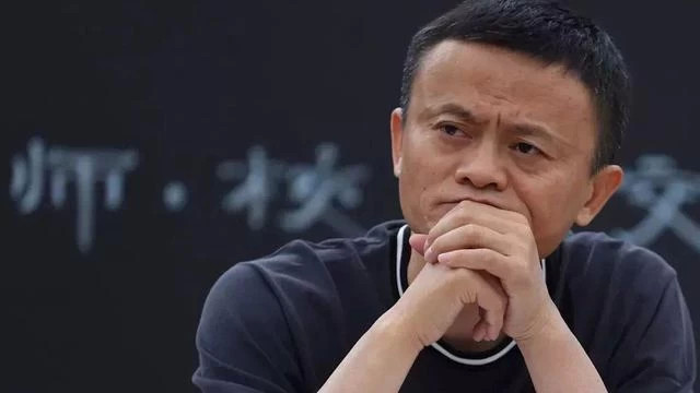 马云为何跌落神坛?揭秘"万恶资本家"背后,他到底做错了什么?