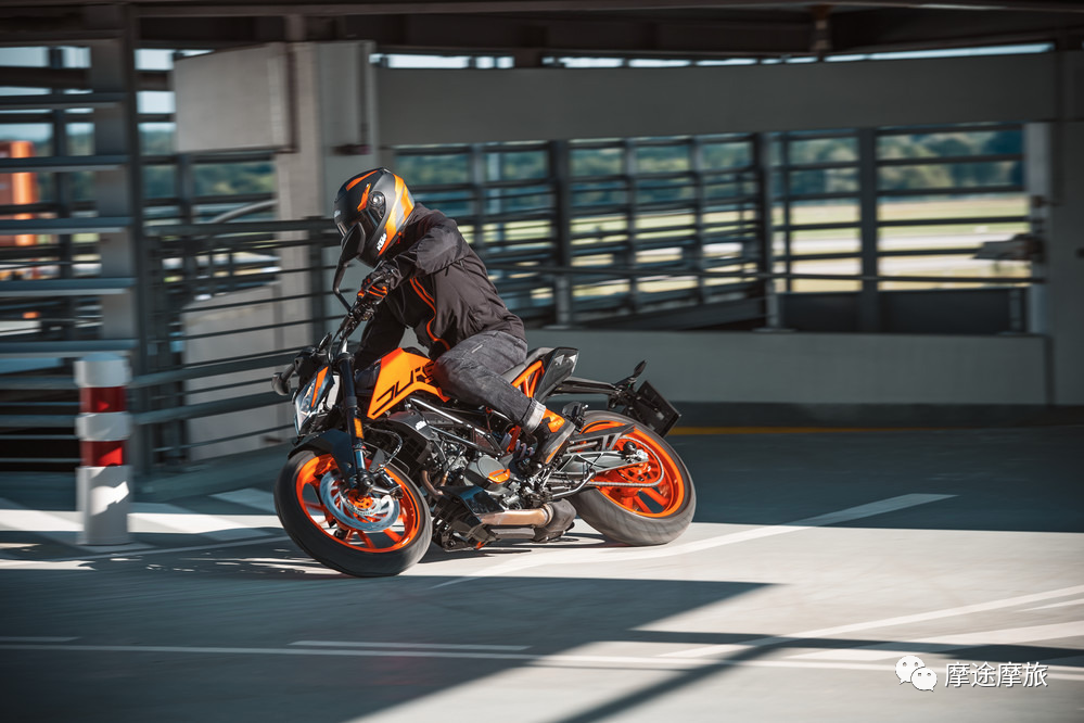 性价比小公爵,2021 ktm 200 duke海外发布!