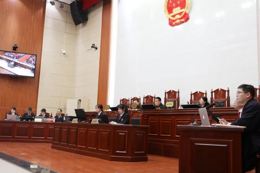 刚刚被指控受贿千余万元郴州市水利局原党组书记局长黄伟清受审