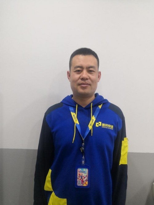 一个感谢电话的背后 是德邦快递小哥优质服务的见证