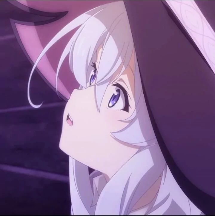 "法王偏爱的微丧动漫女头"