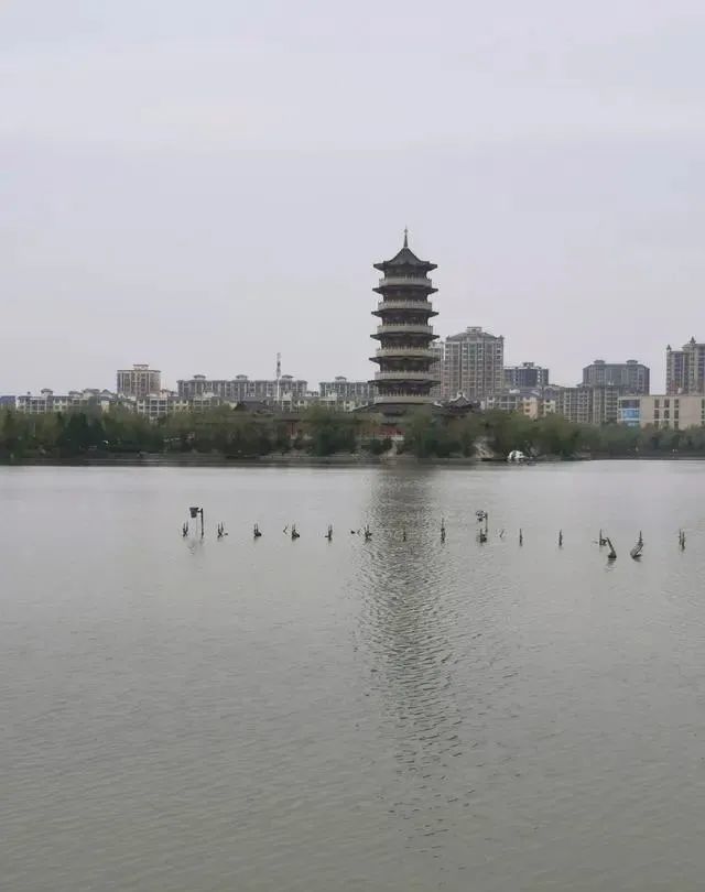 白塔寺白塔晓钟,河南柘城古八景之一